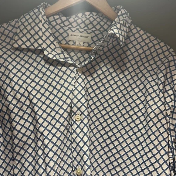 Banana Republic Mens Blue / White Dress Shirt sz XL - Picture 3 of 4
